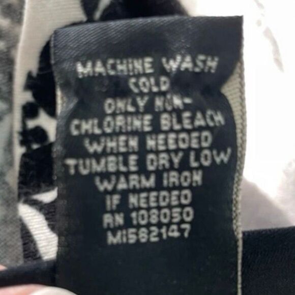 Lane Bryant Chevron Stripe Button Down Shirt Short Sleeve 18/20 - Picture 5 of 5